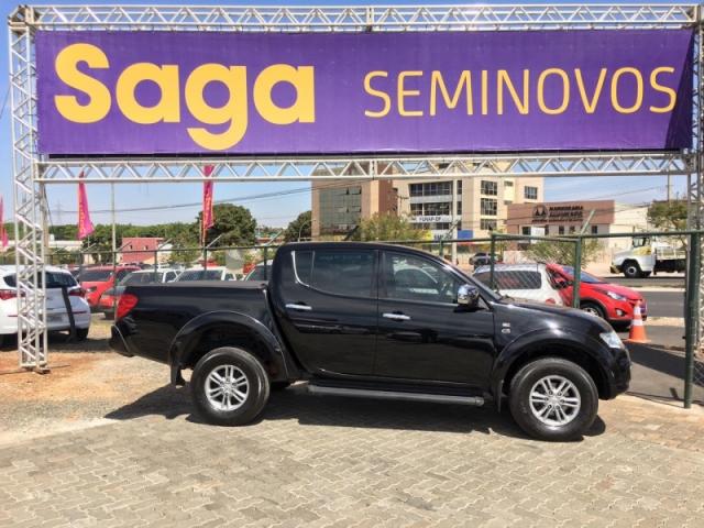 MITSUBISHI L200 TRITON 3.5 HPE 4X4 CD 2016 - Foto 9