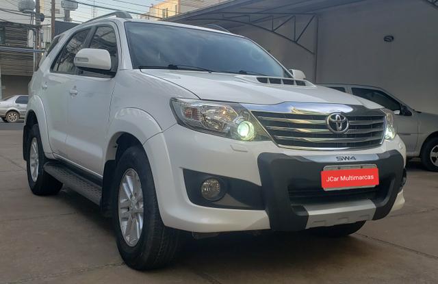 Hilux SW4 SRV D4-D tb 4x4 13/13 - Foto 3
