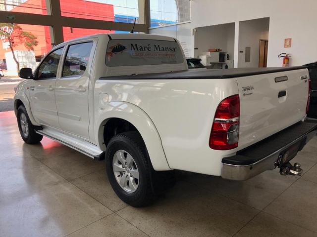 TOYOTA HILUX 2013/2014 2.7 SR 4X2 CD 16V FLEX 4P AUTOMÁTICO - Foto 4