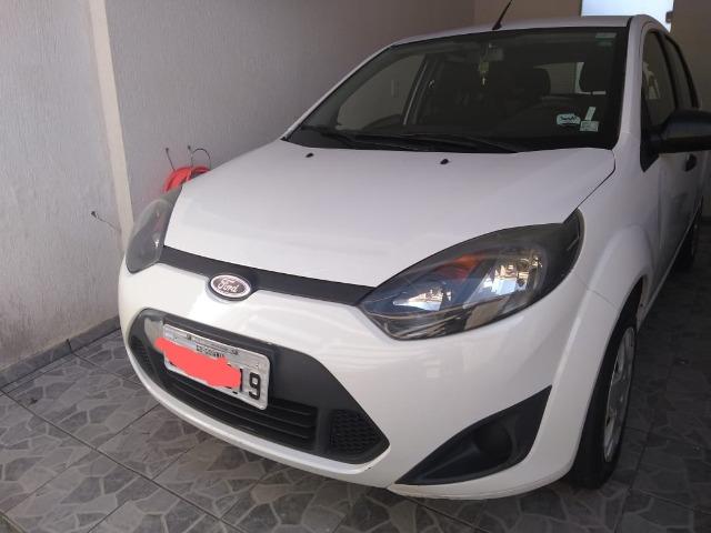 Vendo Fiest Hacth 1.0 completo 23.500,00