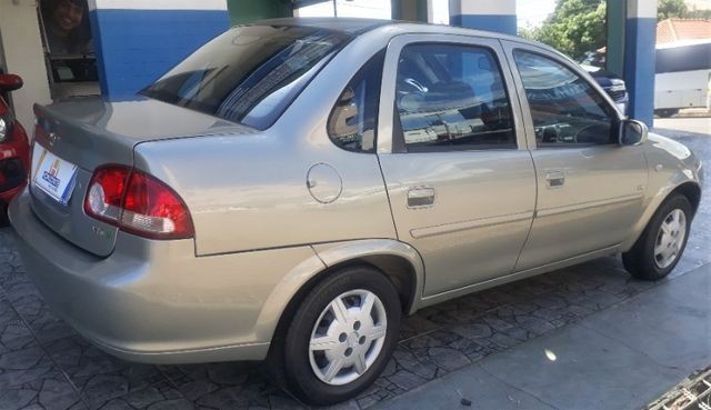 Chevrolet - Classic LS 1.0 - 2011 - Foto 5