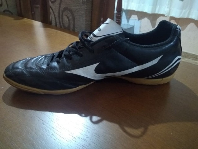 mizuno 300 reais