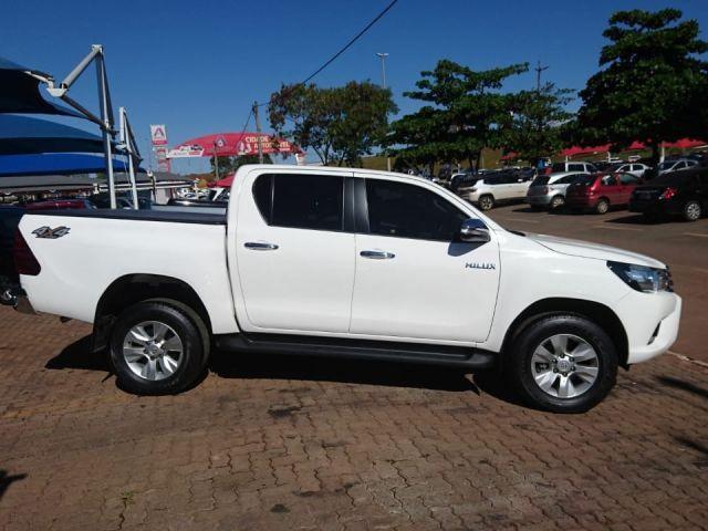 Hilux CD SRV 4x4 2.8 TDI Diesel Aut. - Foto 2