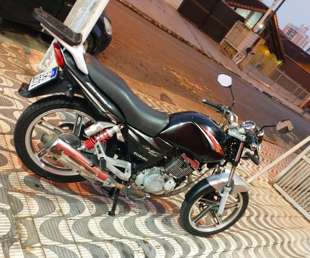 SUZUKI GSR 150I 2013