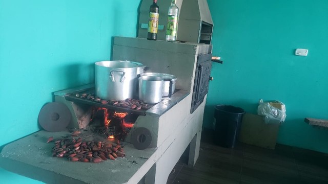 Casa com Piscina na Quadra do Mar - Foto 8