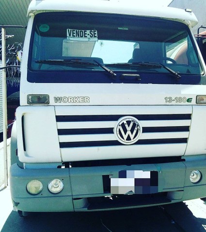 CAMINHÃO VOLKSWAGEN 13 180E
