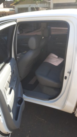 HILUX 2010