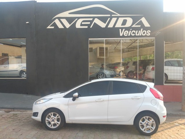 NEW FIESTA 1.6 SE FLEX COMPLETO 2015