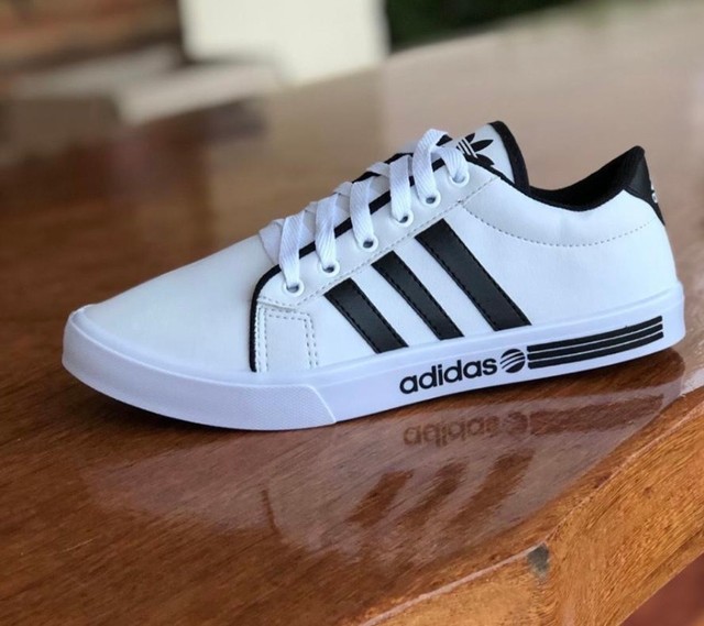 sapatênis adidas