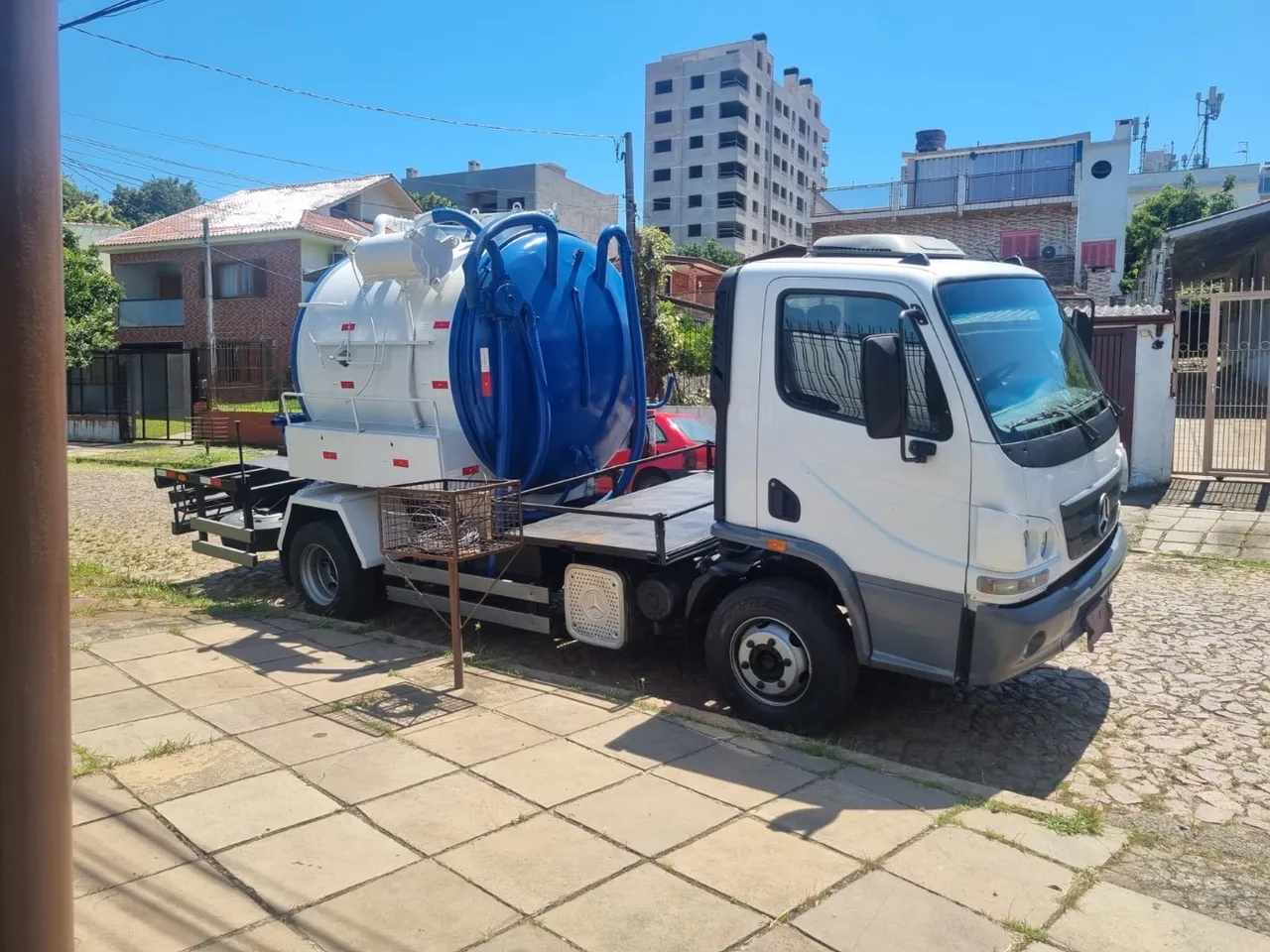 MB 1016 ano 2012 - Tanque Limpa Fossa