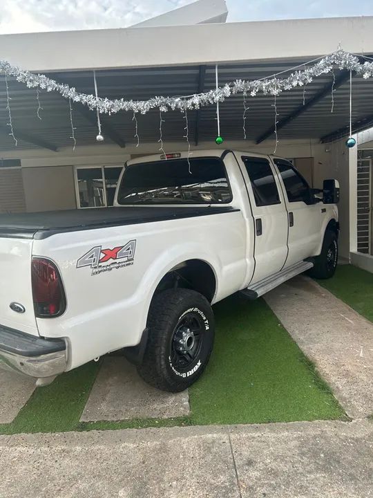 Ford F-250 2011- Caminhão robusto e potente - Foto 6