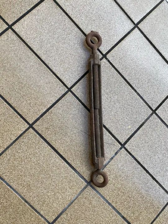 Esticador forjado olhal x olhal 7/8 18