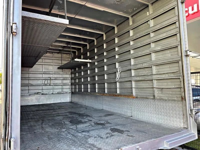 MERCEDES-BENZ 710 PLUS 2P 2009 - Foto 12