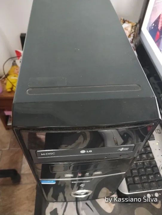 Gabinete Neologic mini-torre +fonte atx simples black piano +dvdrw ótimo estado! tenho 2x - Foto 4