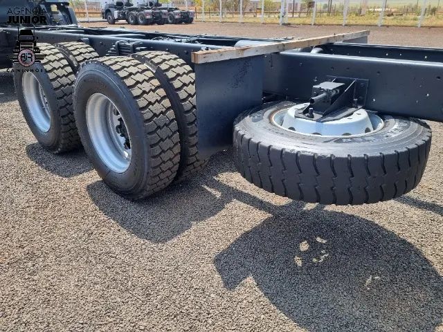 VW 31330 ano 2019 traçado no chassi / único dono / 142.000 km / revisado.  - Foto 10