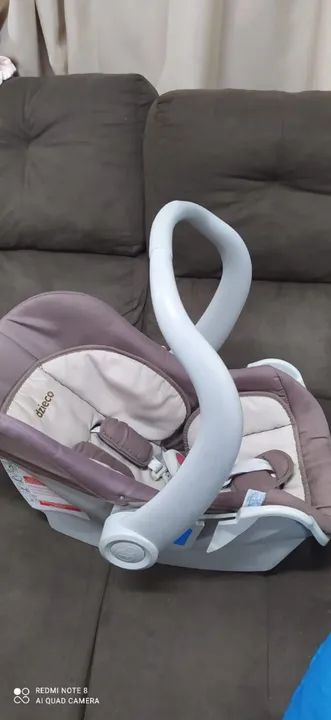 Bebê conforto com base 