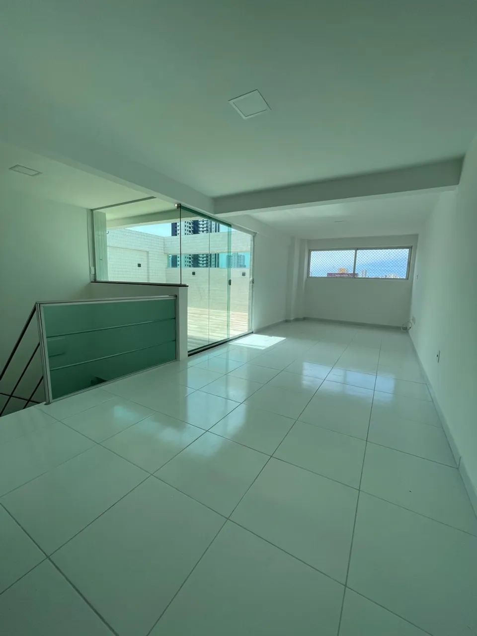 Cobertura Duplex para Locação no Bairro dos Estados - 03 suítes + DCE