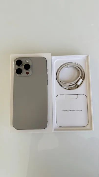 iPhone 15 Pro Max 256gb - Titânio Natural