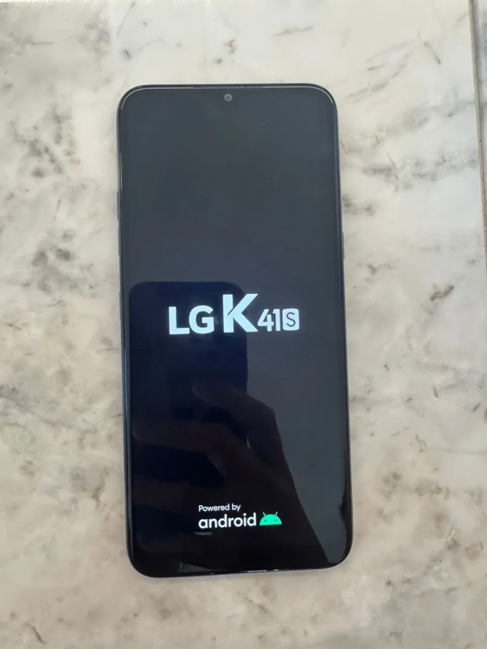 Vendo celular em excelente estado de conservação