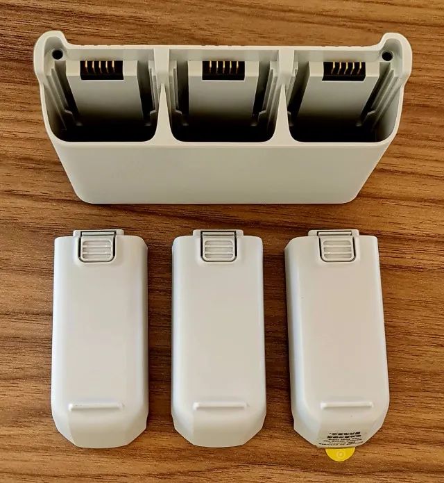 Drone DJI NEO Combo Fly More, Gogles e Joystick  - Foto 4