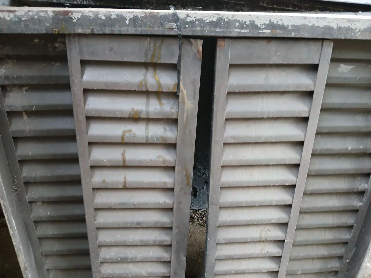 Janela 64242095686530120