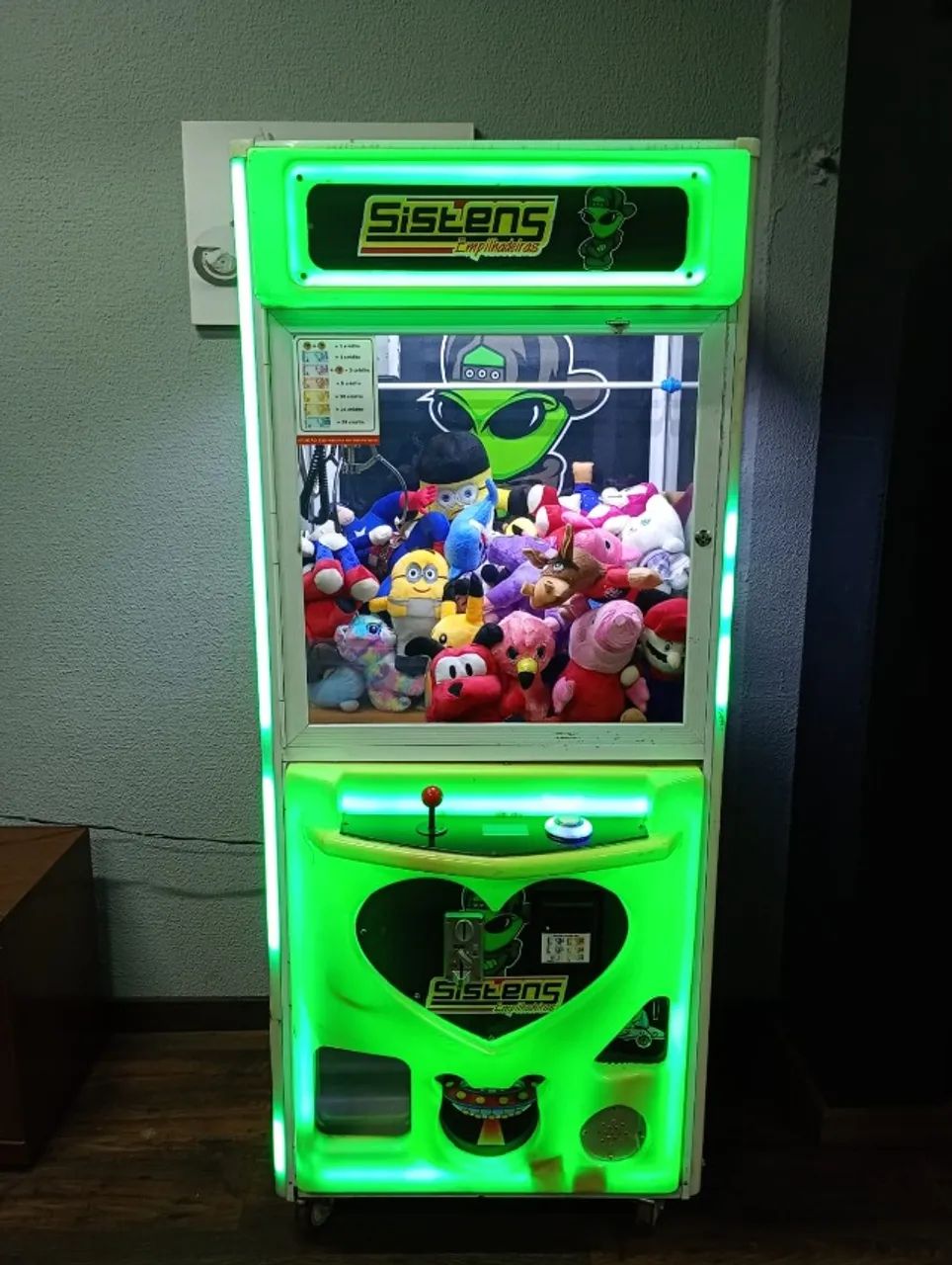 Máquina de pegar Pelúcia  - Ótimo investimento 