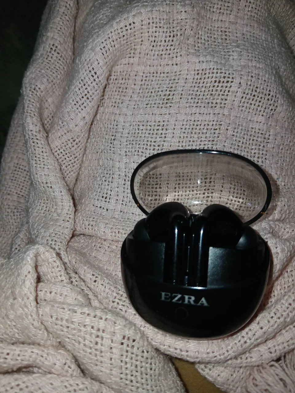 Fone de Ouvido TWS Ezra - Sem Fio