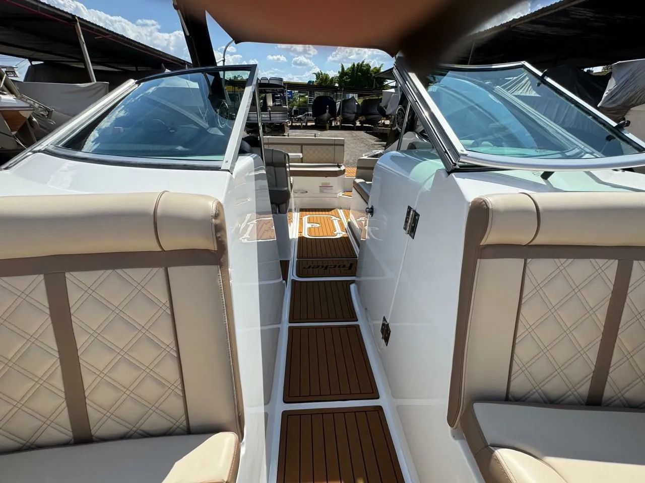 Lancha focker 255 - Novíssima 2024 - Foto 10