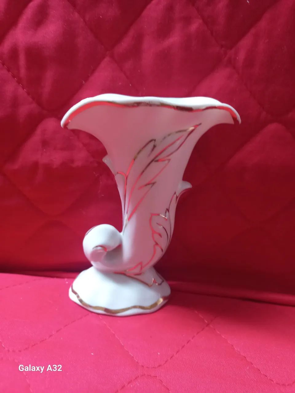 Porcelana  Santana Antiga.