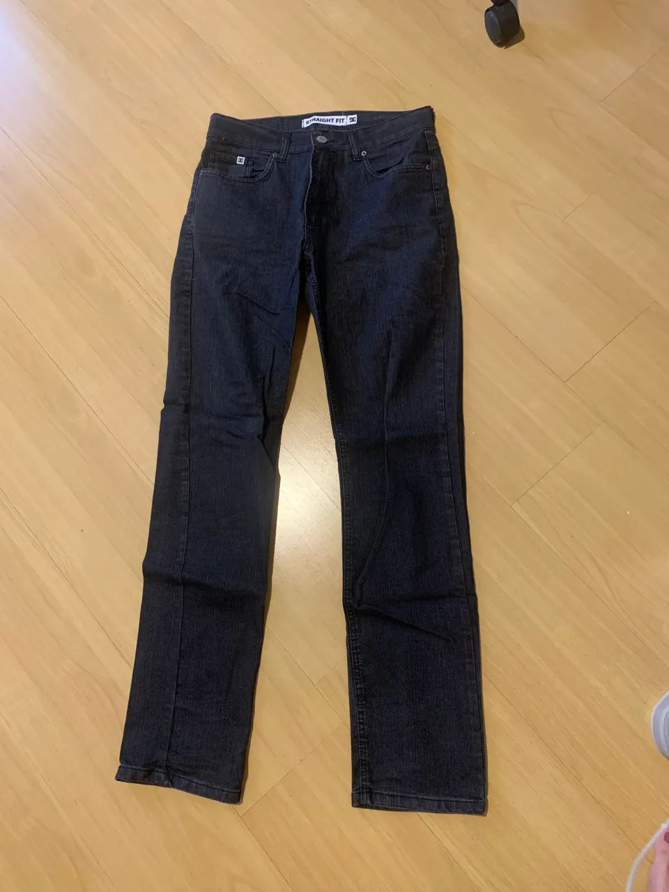 Calça jeans cinza dc shoes straight 