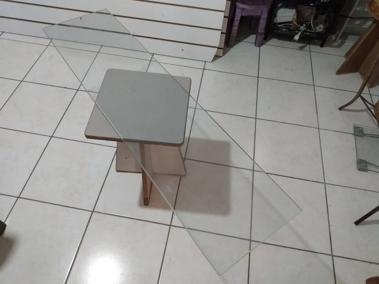 Prateleira de vidro 