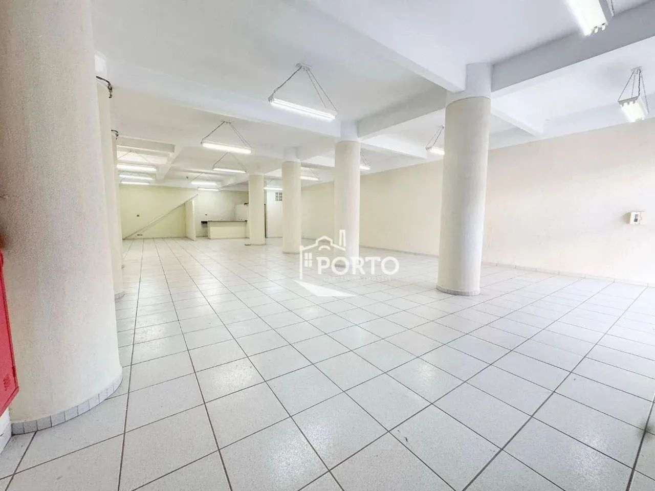 Ponto comercial Salão para alugar no bairro Centro em Piracicaba - Foto 2