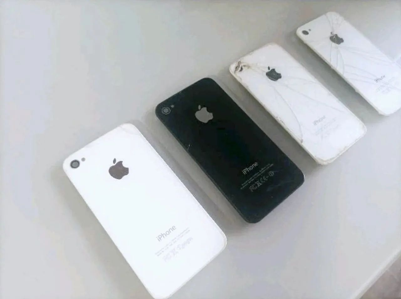 4 Capas traseiras de iPhone 4S de Vidro para venda