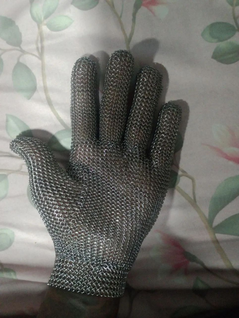 Luva inox de segurança, açougueiro!