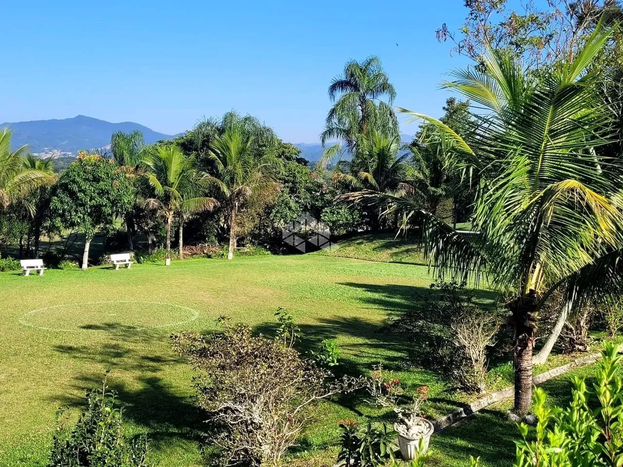 Sítio no bairro Jordão, em Governador Celso Ramos - SC