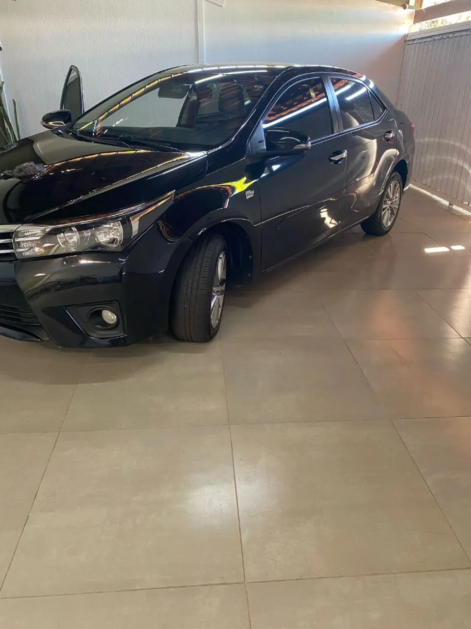 Vendo ou troco carro automático ate 50 mil