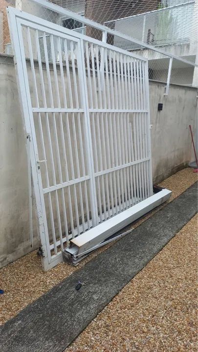 Portão de Ferro Branco - Segurança para sua casa - Foto 2