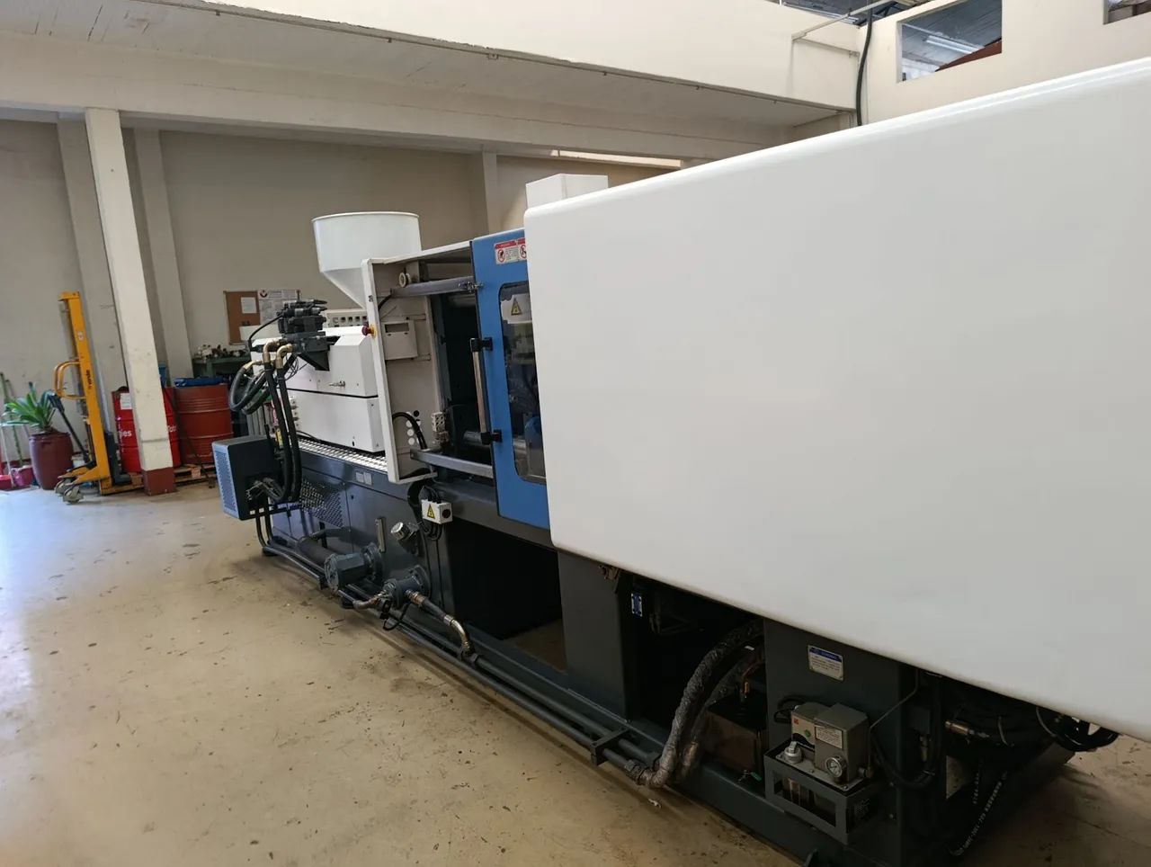 Injetora 220T Servomotor ano 2022 - Foto 2