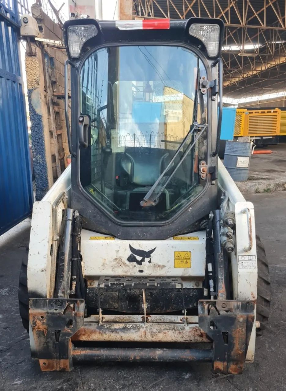 Minicarregadeira Bobcat S450 Ano 2024 Com 661.7hs C Ar Cond - Foto 2