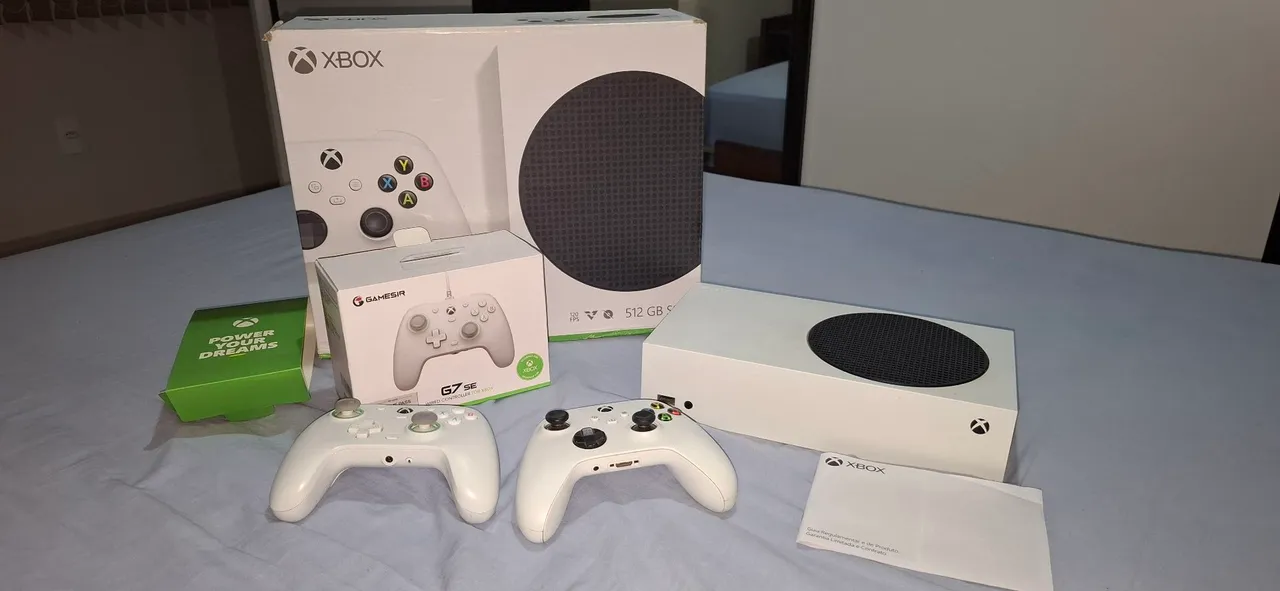 Xbox Series S 512GB + 2 Controles