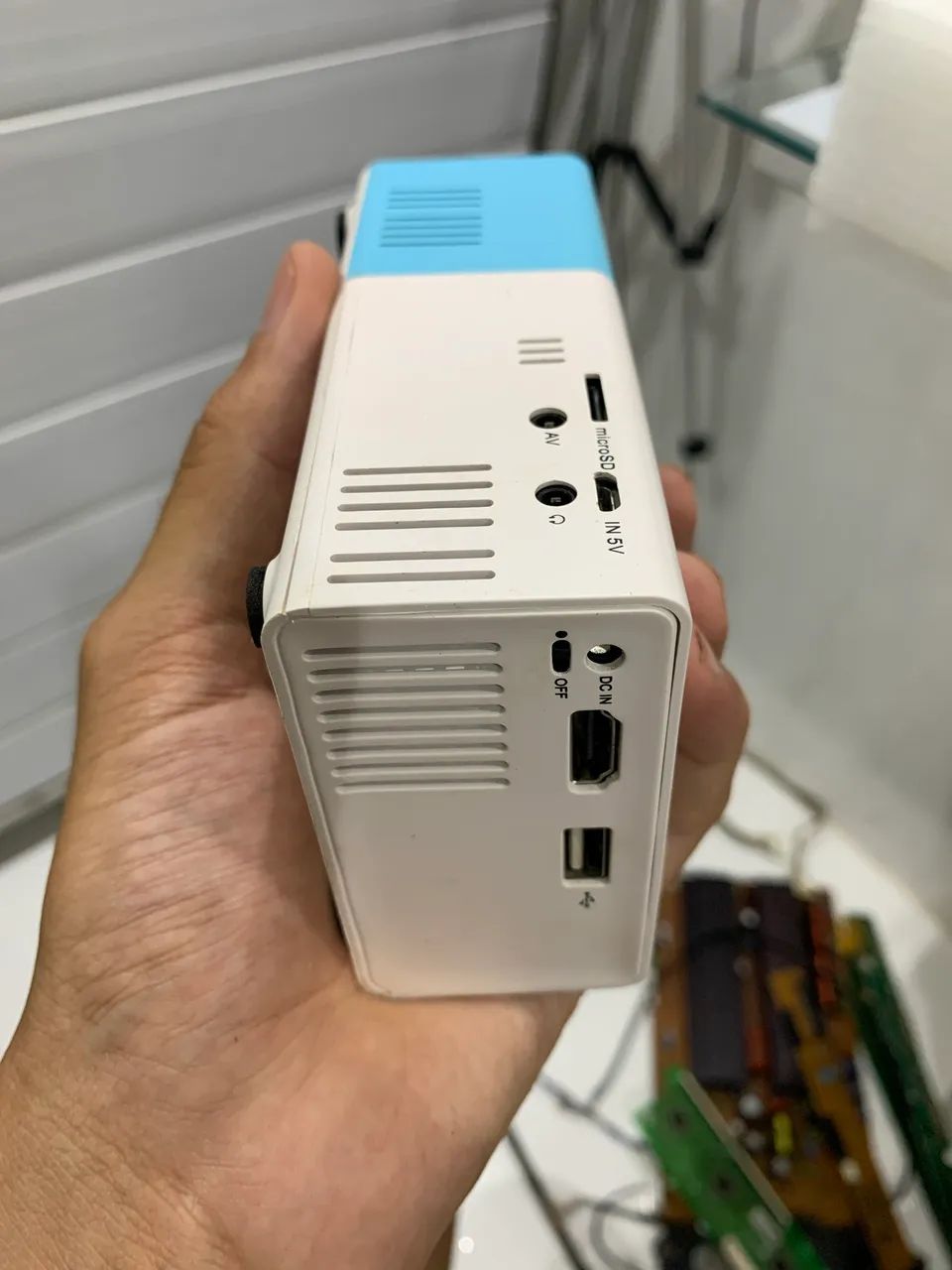 Mini projetor led 64522266796545121