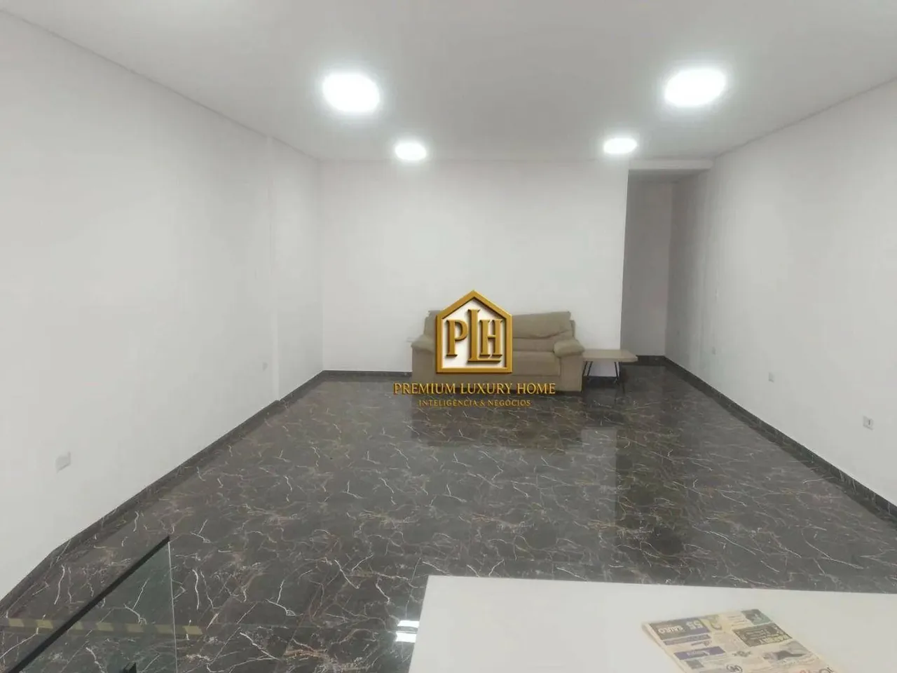 ATENÇÃO INVESTIDORES: Salão + 6 Kitnets à venda, por R$ 900.000 - Centro - Atibaia/SP