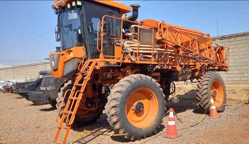 Pulverizador Uniport Jacto 3030 NPK Adubador ano 2019 com 8700 horas, em SP - Foto 5