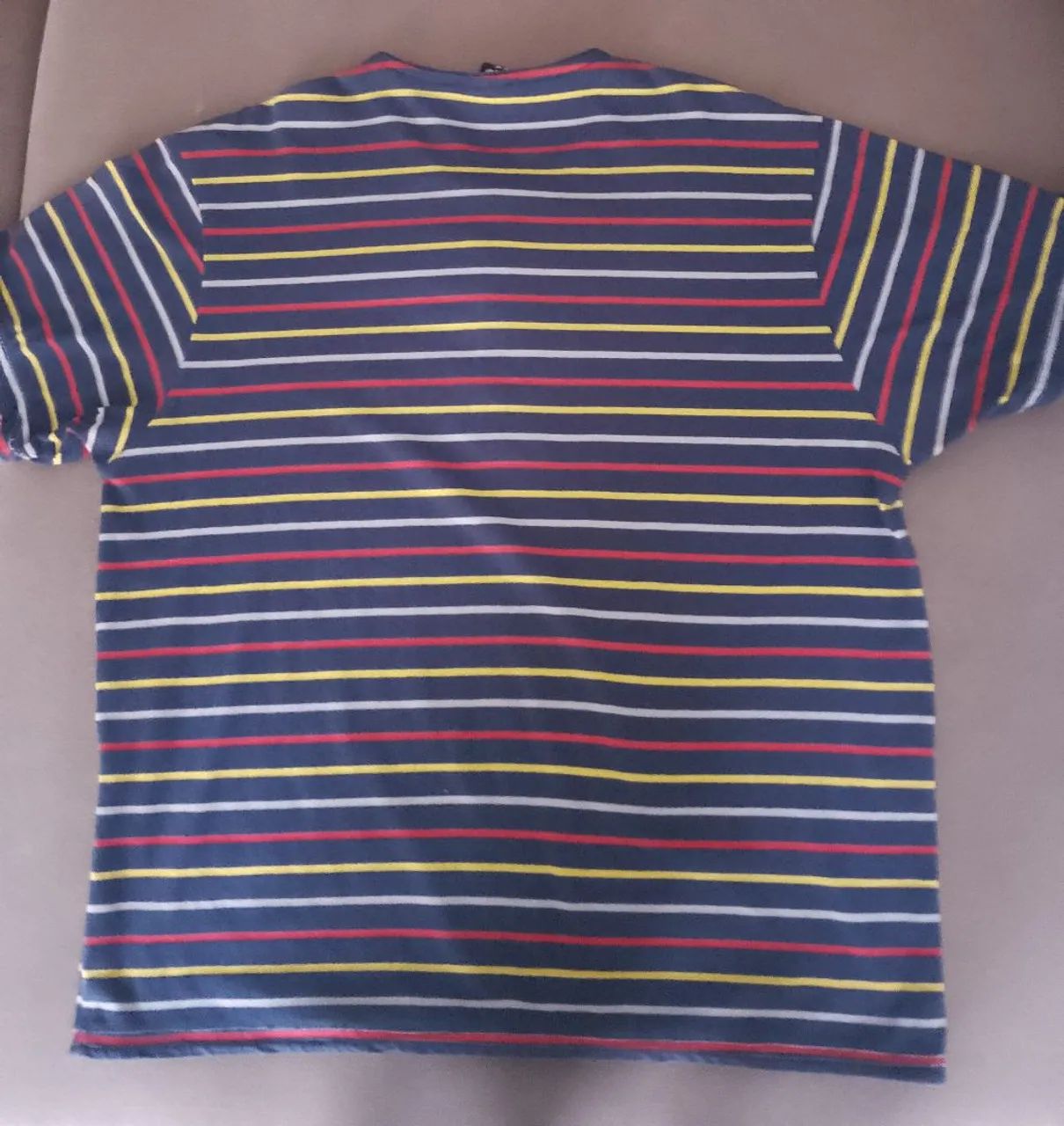 Camiseta Henley listrada - M - Foto 4