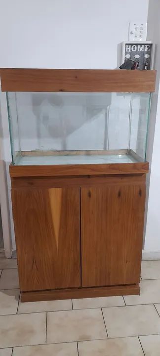 Aquário de 82 litros com movel