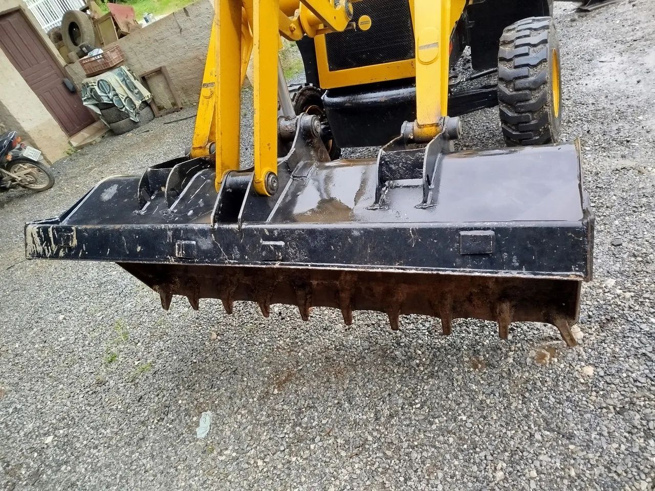 Retroescavadeira Rondon  - Foto 2