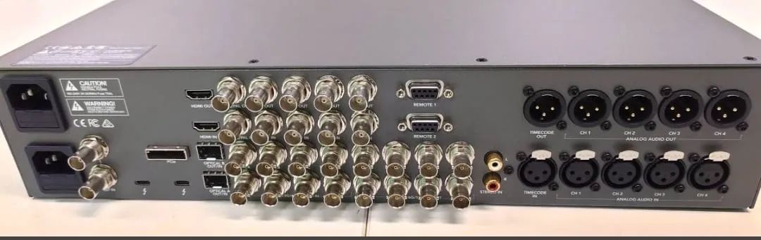 Placa de Captura e Reprodução Blackmagic Design UltraStudio 4K Extreme 3 - Foto 6