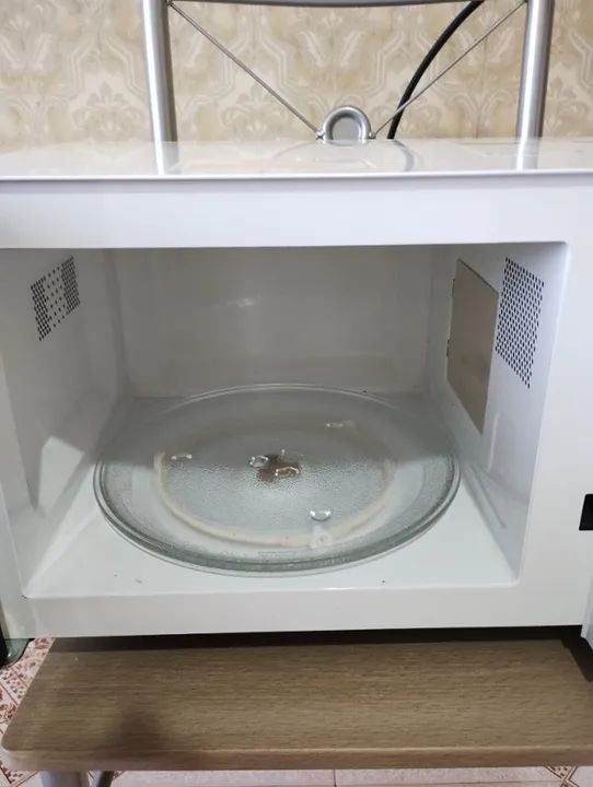 Micro-ondas Electrolux MTD30 branco 20L 127V - Foto 5