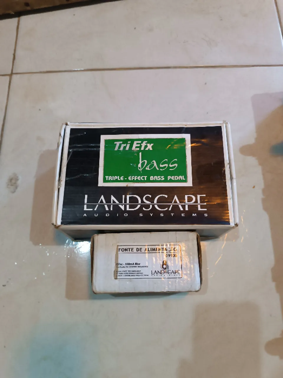Pedal Landscape Triefx Bass - Multiefeito para baixo c/ fonte, manual etc..