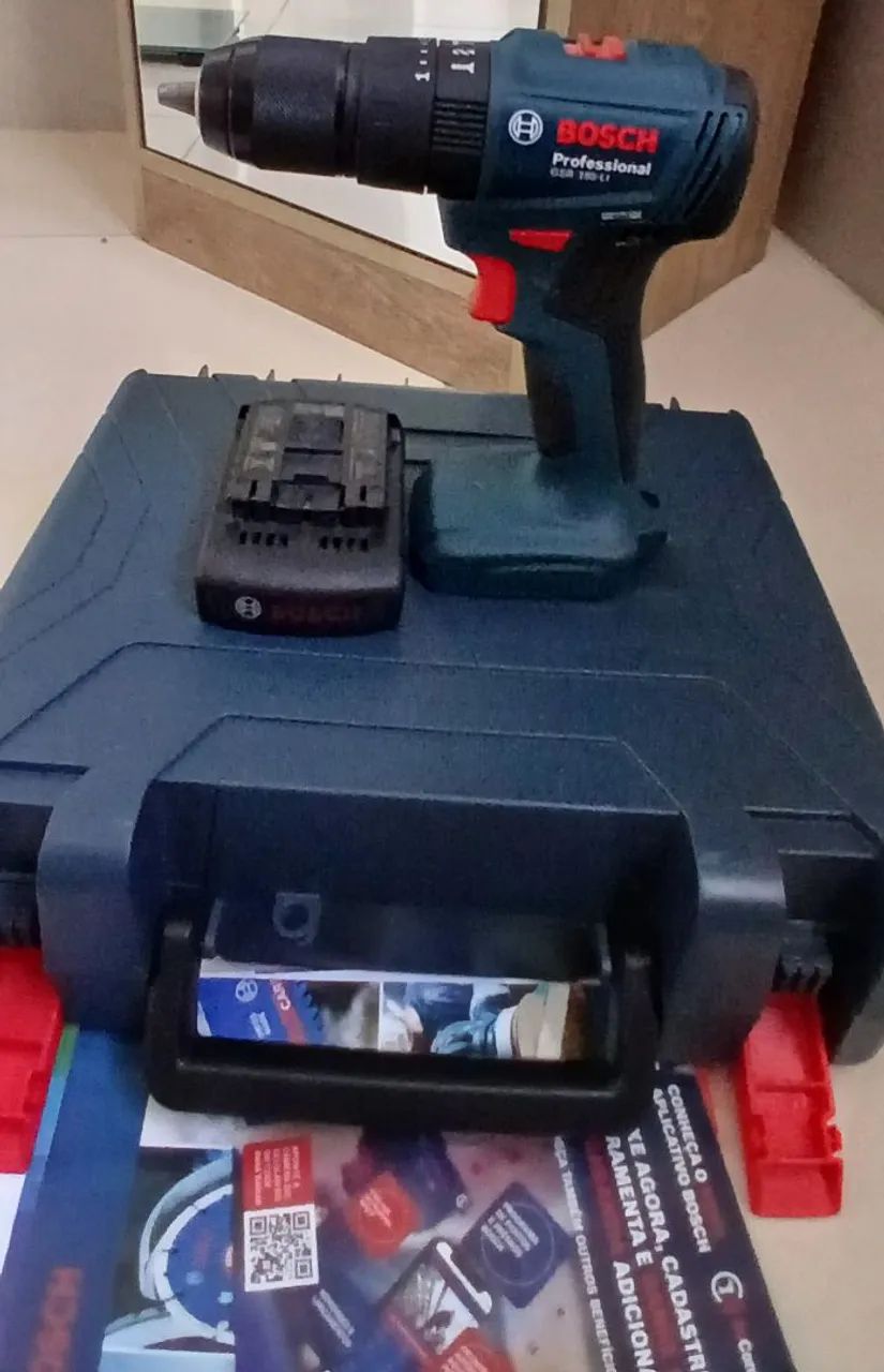 Furadeira e Parafusadeira Bosch GSR 12V-140 FC - Foto 5